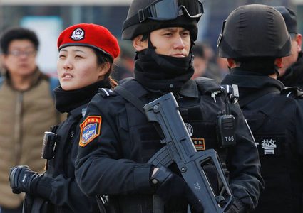 الصين تعتقل دبلوماسياً كندياً