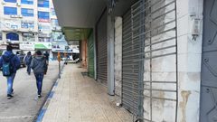 إضراب تجاري ومسيرات غاضبة في طولكرم