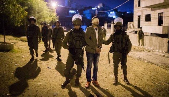 الاحتلال يعتقل 56 مواطناً من الضفة