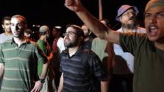 مستوطنون يهاجمون مركبات المواطنين شرق سلفيت