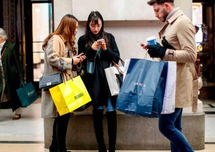 الهاتف الذكي.. أقرب إلى البشر من البشر