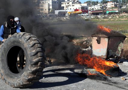 محللون: قانون طرد العائلات الفلسطينية سيرفع وتيرة العمليات