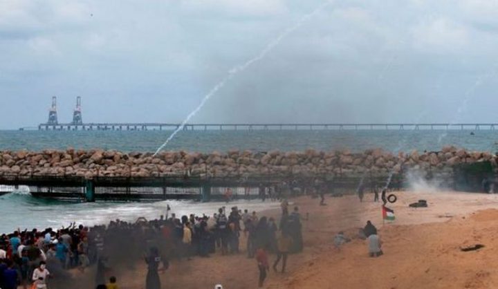 3 إصابات خلال قمع الاحتلال للمسيرات السلمية شمال غرب غزة