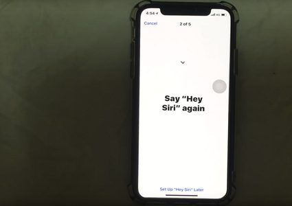 طفل عمره 4 أعوام يستخدم مساعدا ذكيا لإنقاذ أمه!