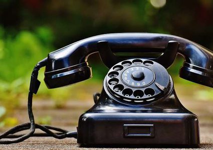 اترك هاتفك الذكي لسنة واحصل على 100 ألف دولار!