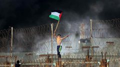 "العلم" يضع 3 جنود في مأزق خلال هدم منزل عائلة الشهيد نعالوة