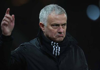 مانشستر يونايتد يصدر "الحكم المنتظر" بحق مورينيو