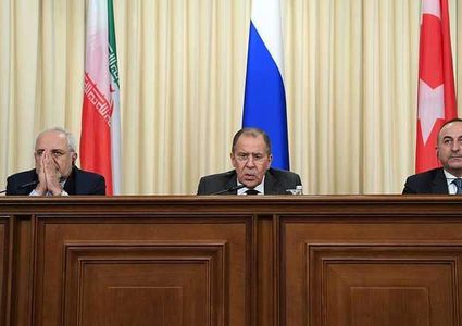 روسيا وإيران وتركيا تبحث التوافق على "دستور سوريا"