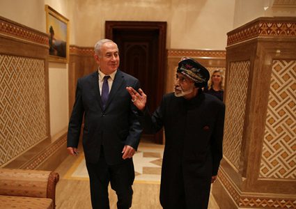 نتنياهو: لن أعلق جهود السلام مع العالم العربي