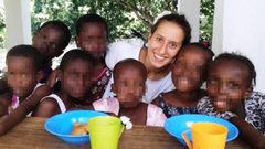 إلقاء القبض على مشتبه بصلتهم في جريمة اختطاف عاملة إغاثة