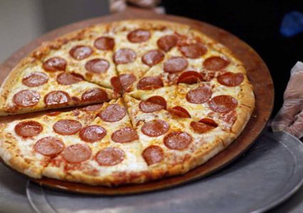 "علاقة غريبة" بين قلة النوم والشهية