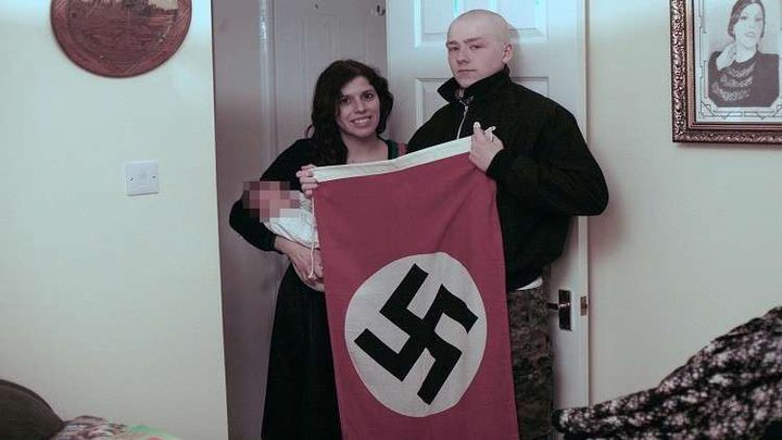 بريطانيا تسجن زوجين بسبب "أدولف هتلر"