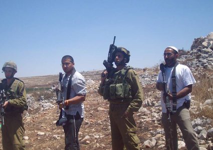 مستوطنون يشرعون بأعمال توسعة جنوب نابلس