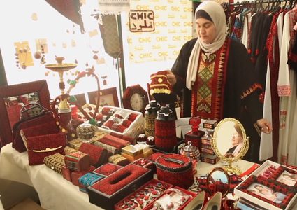 بازار نابلس لعرض مواهب النساء ودعم المشاريع الخاصة