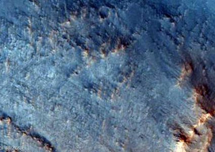 صور فضائية من "الكوكب الأحمر" تثير الدهشة