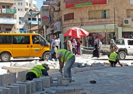 منحة سويدية نرويجية لتحسين البنية التحتية الفلسطينية