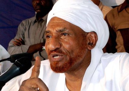 عودة الزعيم السوداني المعارض الصادق المهدي الى بلاده