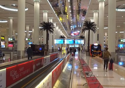 دبي تصادر أكثر من 1000 جواز سفر مزور في مطاراتها