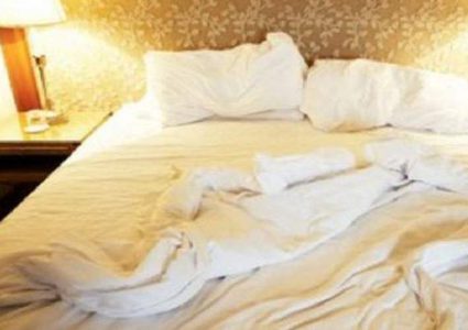 تعرف على فوائد عدم ترتيب الفراش