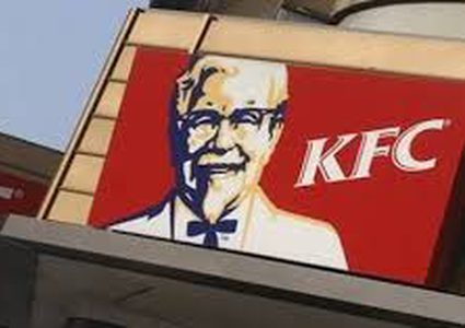 رجل يتصل بالشرطة بسبب "وجبة كنتاكي"