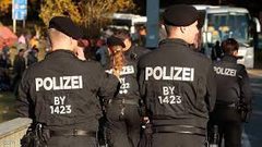 لسبب "خبيث".. قتل 15 شخصا وسمم 100