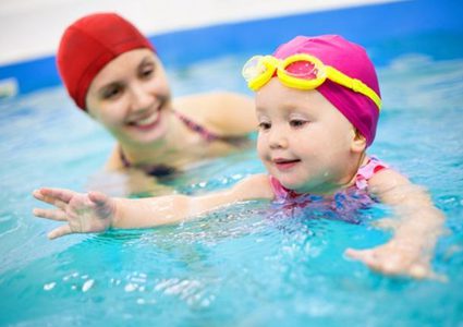 تحذير.. حمامات السباحة مصدر خطير للأمراض المزمنة!