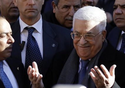 الرئيس يفتتح شارع دير مار شربل في بيت لحم