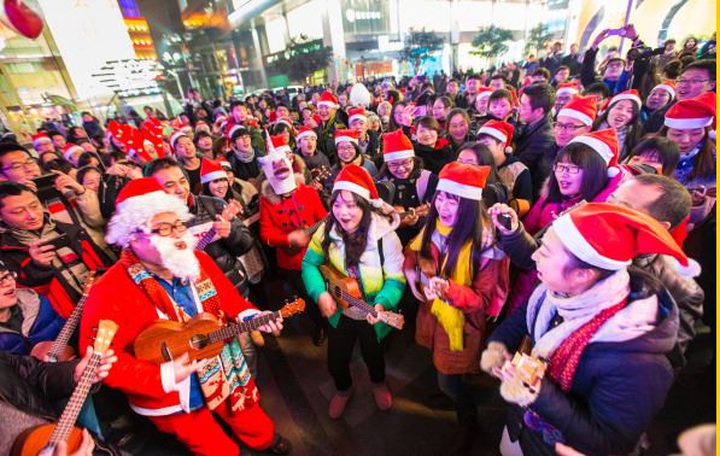الصين تحارب احتفالات عيد الميلاد