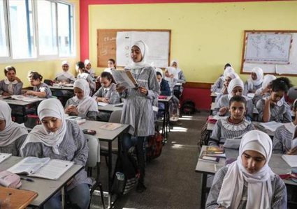 الأردن يعفي "أونروا" من سداد قيمة الكتب المدرسية