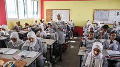 الأردن يعفي "أونروا" من سداد قيمة الكتب المدرسية