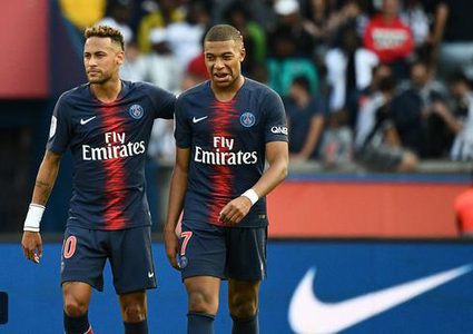 مبابي أم نيمار.. من سيرحل عن باريس سان جيرمان ؟