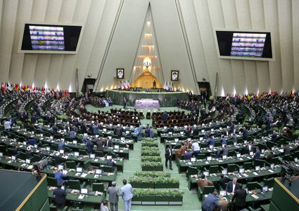 روحاني : يكشف عن ميزانية إيران للعام الجديد بعد العقوبات