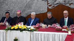 الرئيس ورئيس الوزراء يحضران قداس عيد الميلاد المجيد