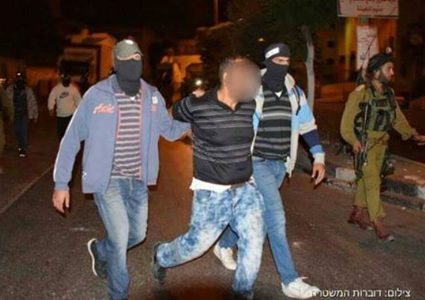 مستعربون يختطفون شابين قرب حاجز قلنديا