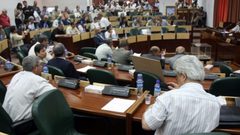 "فتح البرلمانية" تؤكد التزامها بقرار الدستورية حل "التشريعي"