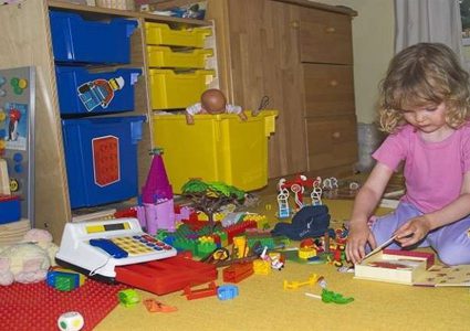 مادة سامة نلمسها كل يوم دون علمنا!