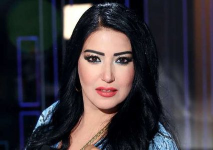 سمية الخشاب: أفكر كثيرا في ارتداء الحجاب وزوجي يشجعني