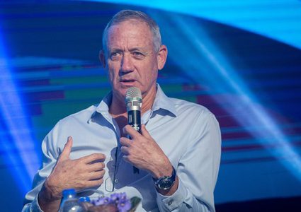 هل يترأس "بيني غانتس" حزب "المعسكر الصهيوني"؟