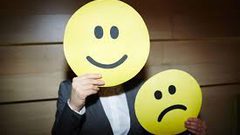 دراسة: أسرار السعادة تكمن في الحياكة، والطبخ، والموسيقى