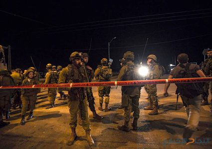 الاحتلال يجرف أراضي ويغلق طرقا في نابلس