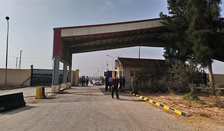 أول قافلة تجارية إماراتية تدخل سوريا عبر "نصيب" منذ سنوات