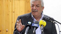 العالول يؤكد ضرورة بلورة موقف رسمي بمقاطعة خضار الاحتلال