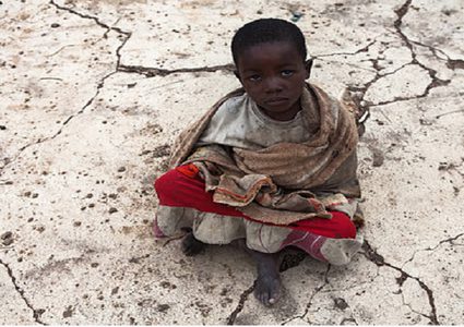 كيف يؤثر الفقر على أدمغة الأطفال؟