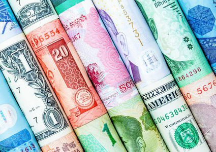 الدولار الاسترالي يقود خسائر عملات السلع الأولية