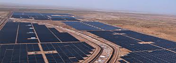 التكنولوجيا والتركيز على الطاقة الشمسية