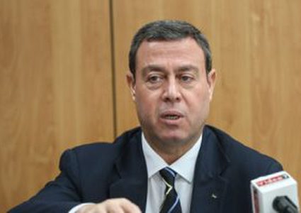 سفير فلسطين بالقاهرة يدين التفجير الإرهابي