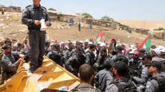 القوى في رام الله تدعو لشد الرحال لحماية الخان الأحمر