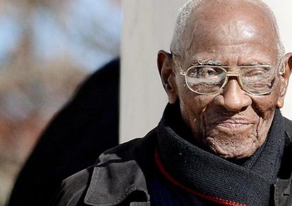 وفاة أكبر محارب أمريكي