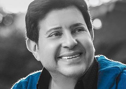 هانى شاكر يطرح أغنية "خلصت السنة دى"