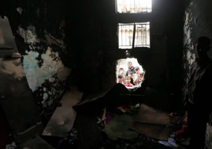 حريق يلتهم منزلاً شرق قلقيلية